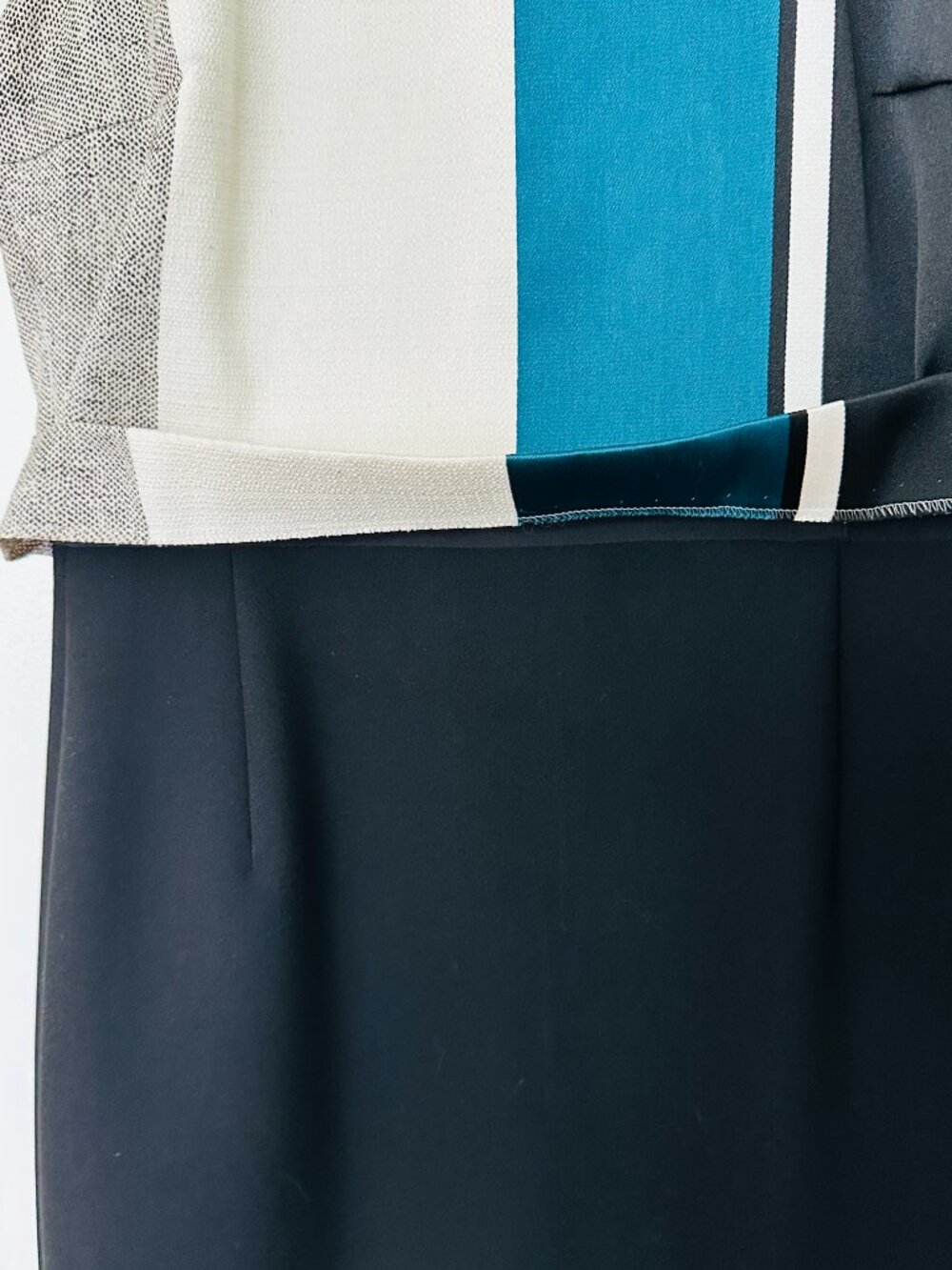 Boss "Dastrina" Trompe l’Œil Sheath Dress in Teal/Black/Grey - US Size 0 - Picture 7 of 7